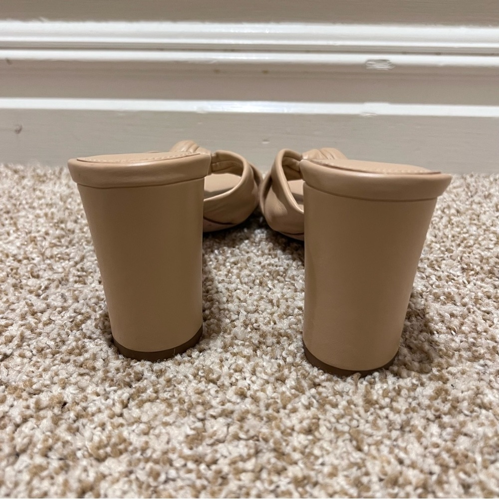 Veronica Beard Ganita Leather Knot Front Slip on High Heel Sandals Nude Size 6 - Picture 10 of 14